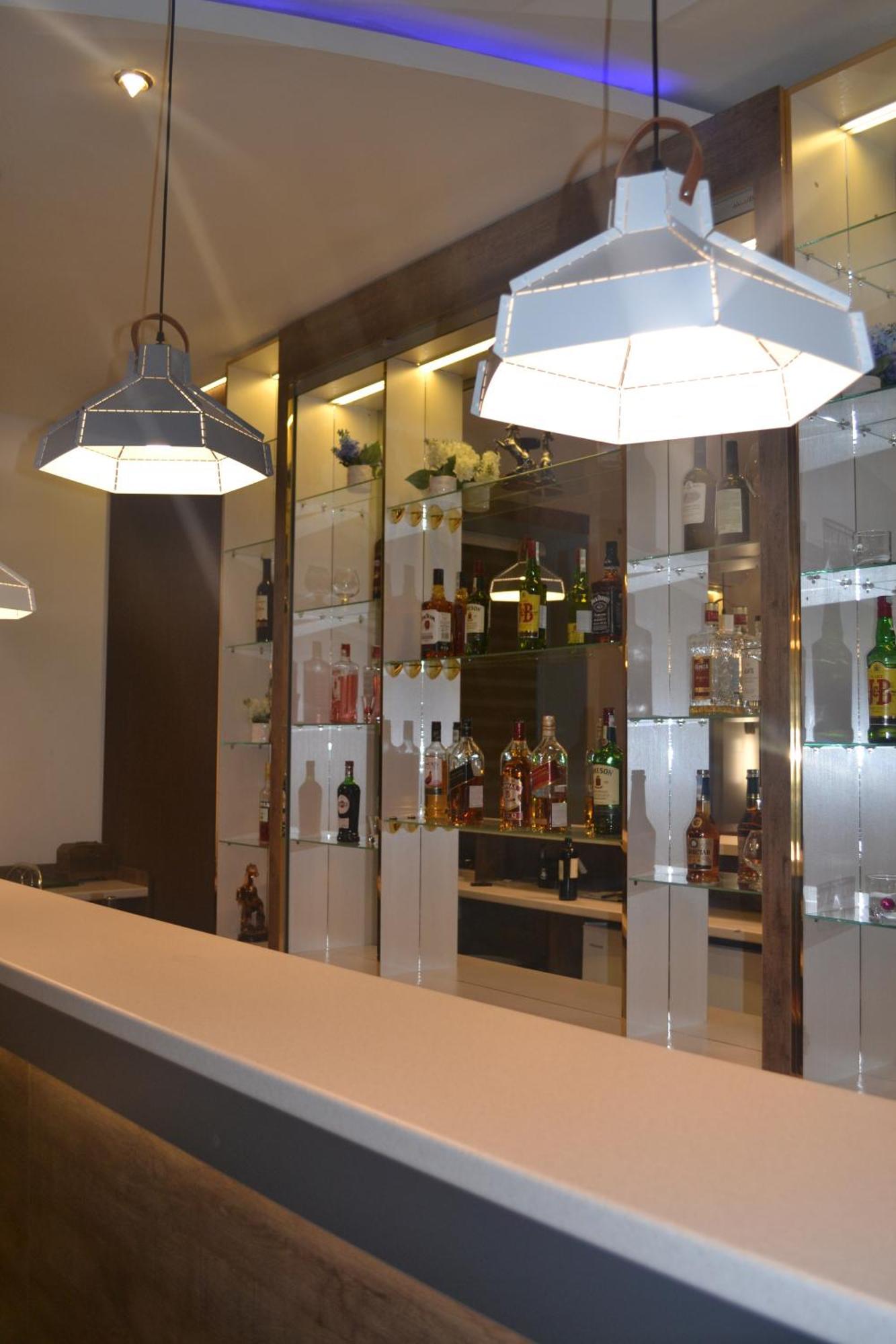 Tengri Hotel Atyrau Bagian luar foto
