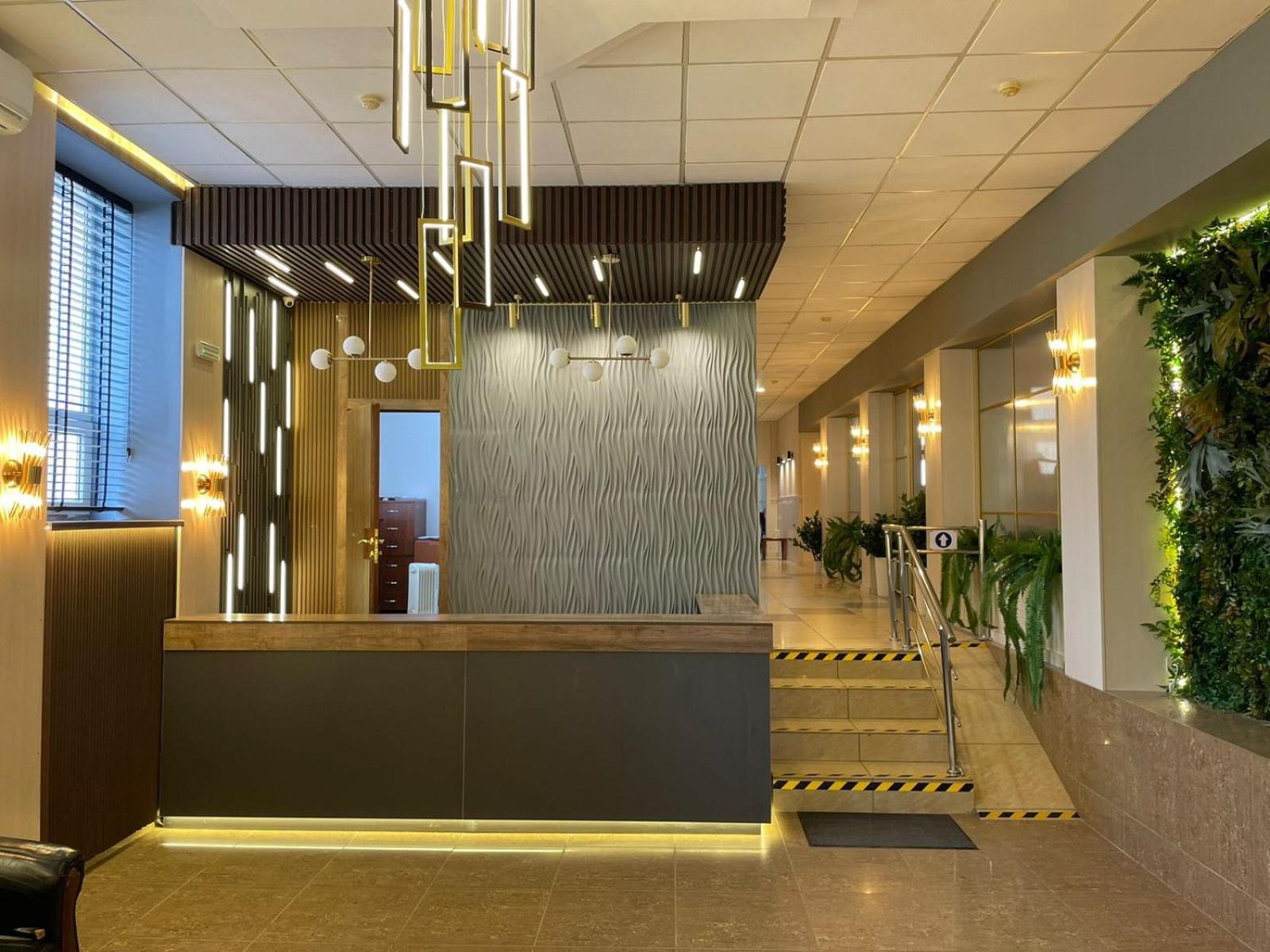 Tengri Hotel Atyrau Bagian luar foto