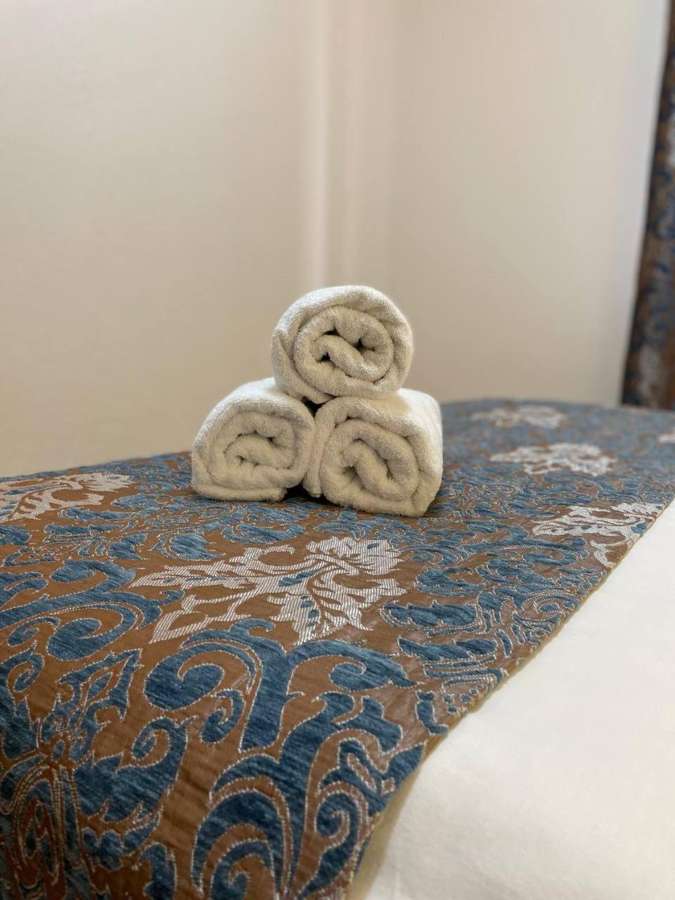 Tengri Hotel Atyrau Bagian luar foto